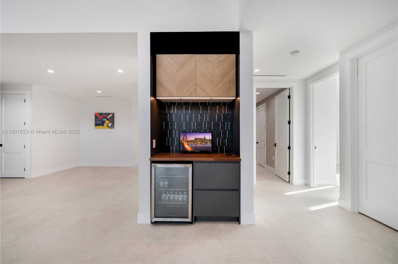 Small Image of 1505 SOUTH WEST 5TH PL, Fort Lauderdale Number 19