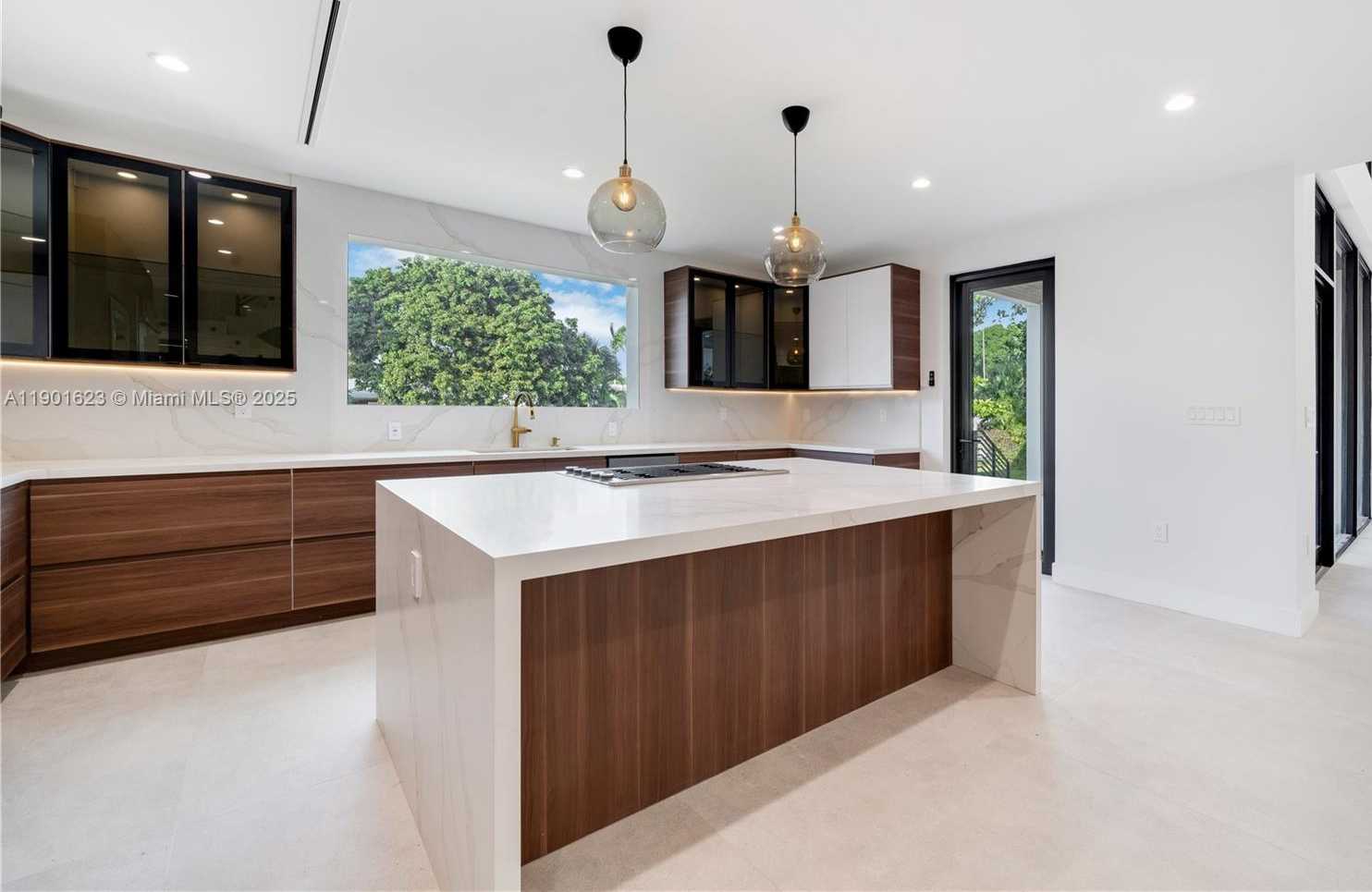 Small Image of 1505 SOUTH WEST 5TH PL, Fort Lauderdale Number 22