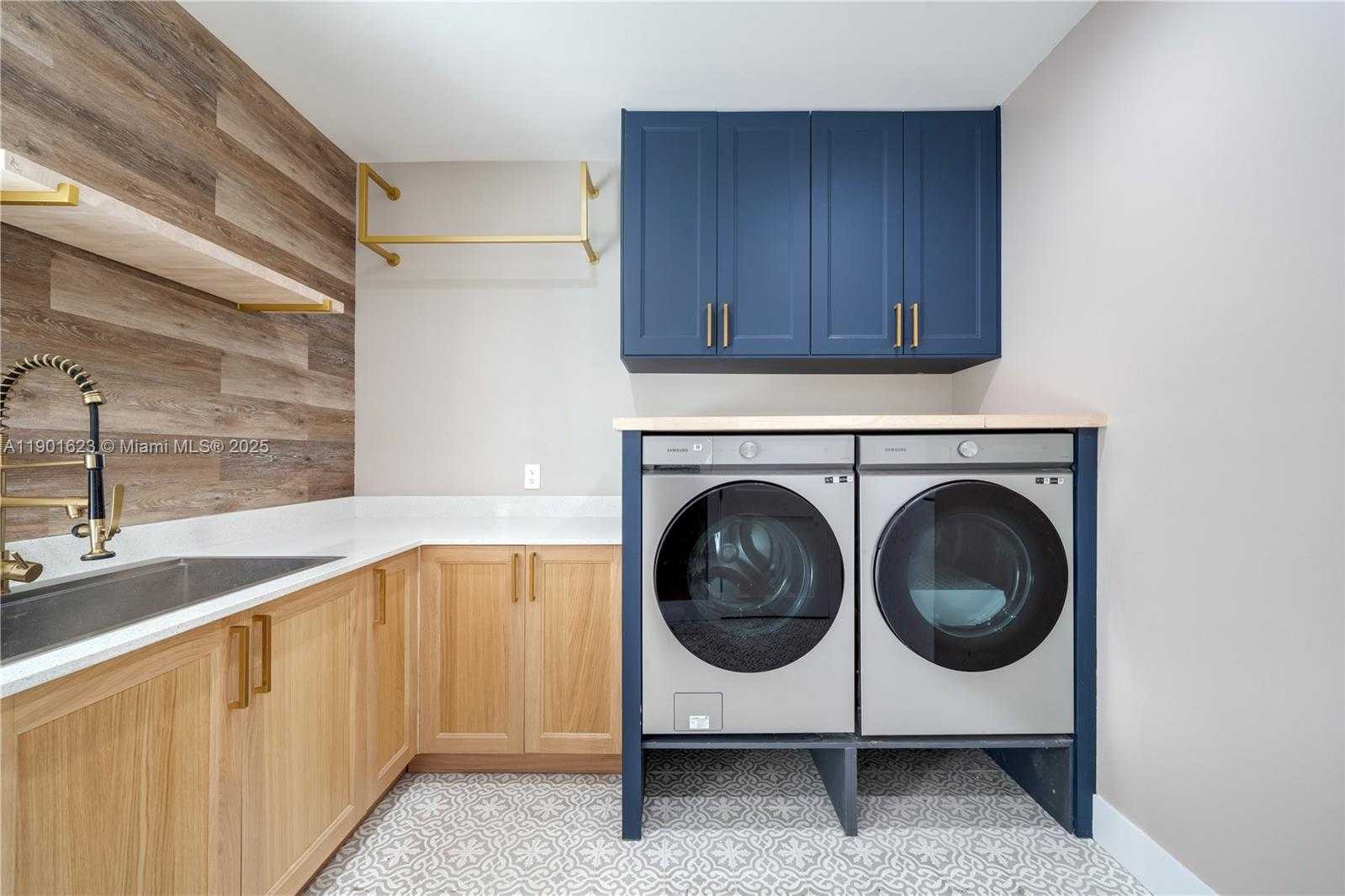 Small Image of 1505 SOUTH WEST 5TH PL, Fort Lauderdale Number 27
