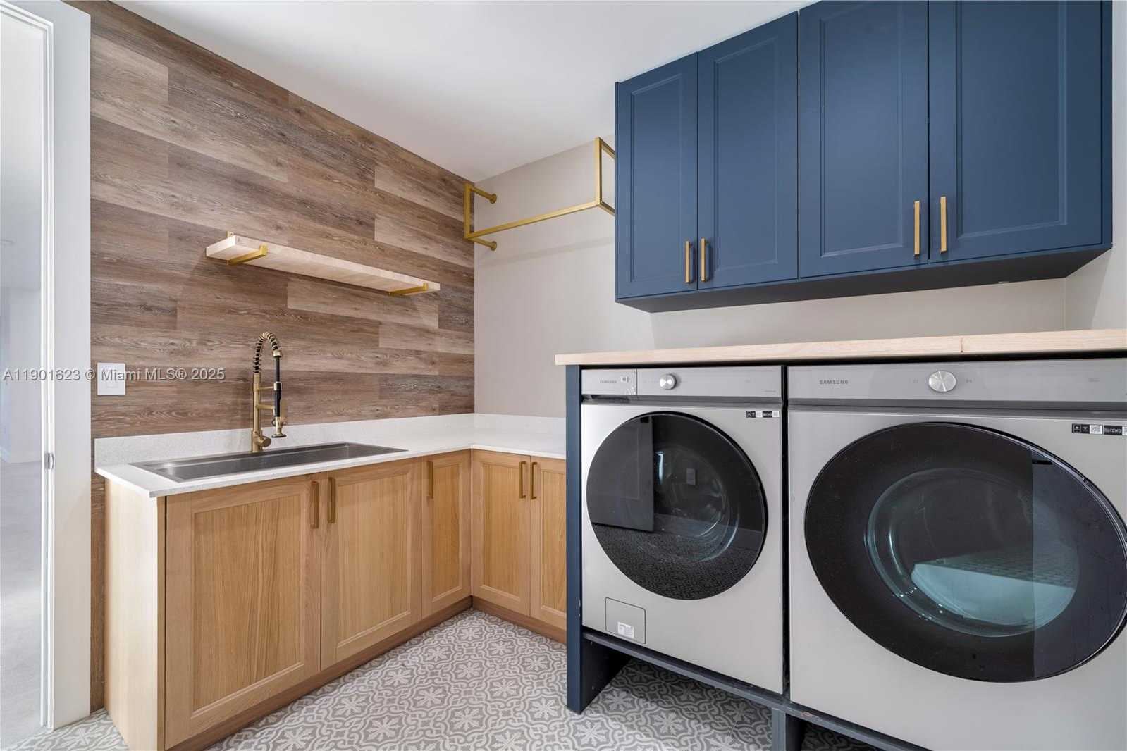Small Image of 1505 SOUTH WEST 5TH PL, Fort Lauderdale Number 28