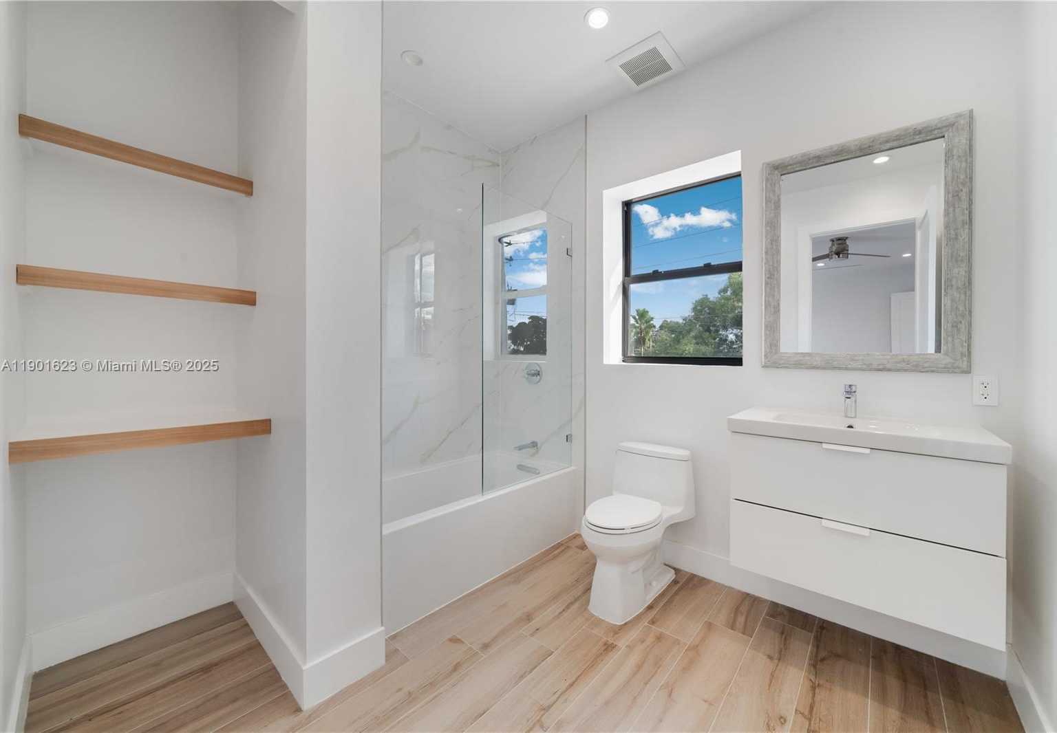 Small Image of 1505 SOUTH WEST 5TH PL, Fort Lauderdale Number 56