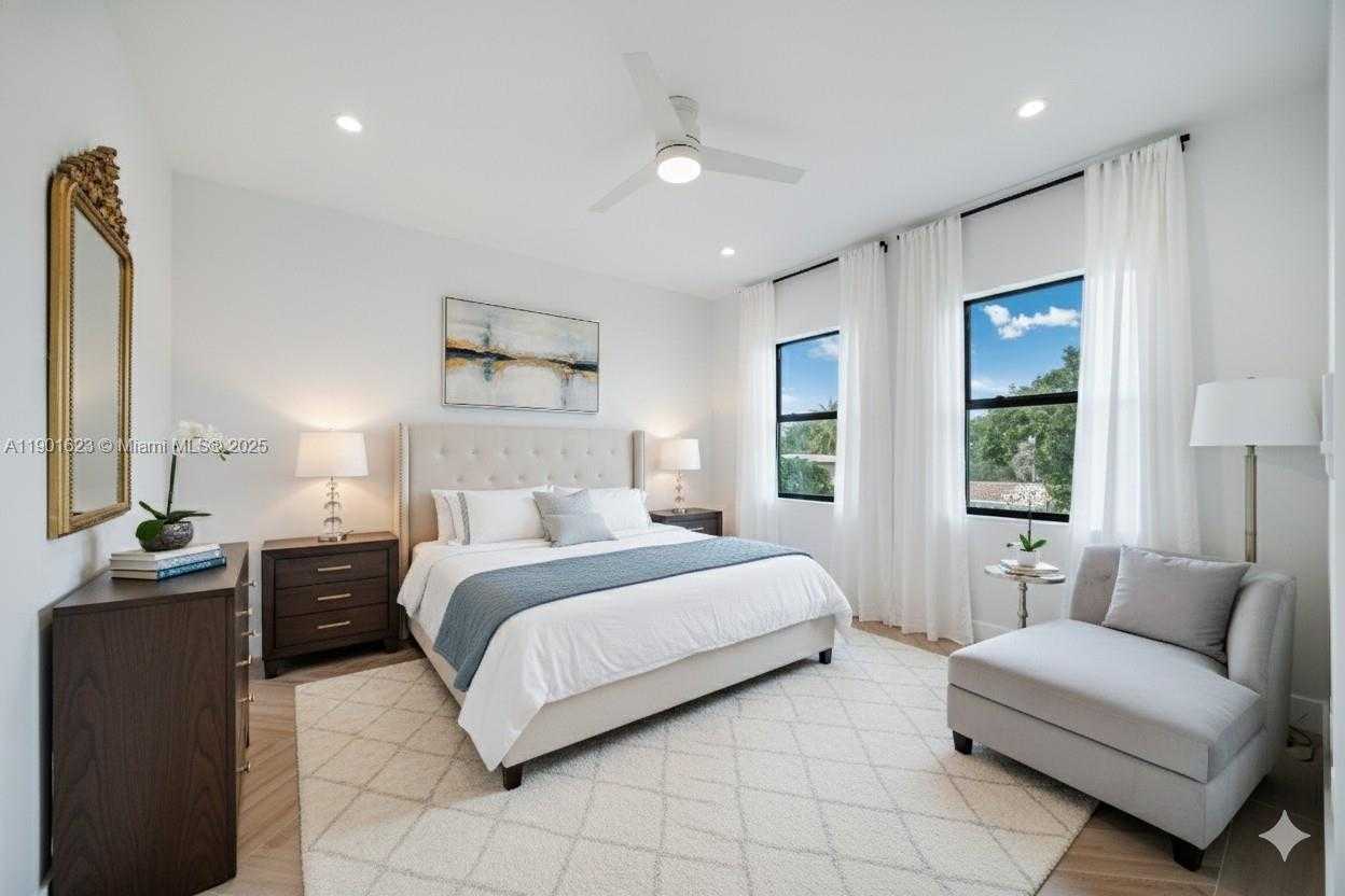 Small Image of 1505 SOUTH WEST 5TH PL, Fort Lauderdale Number 62