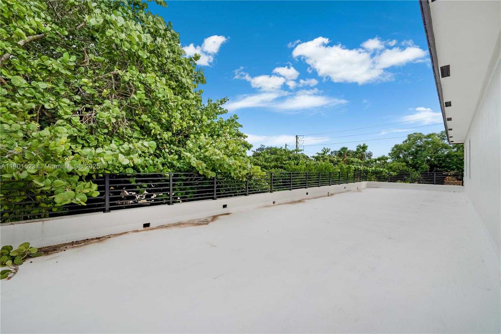 Small Image of 1505 SOUTH WEST 5TH PL, Fort Lauderdale Number 68