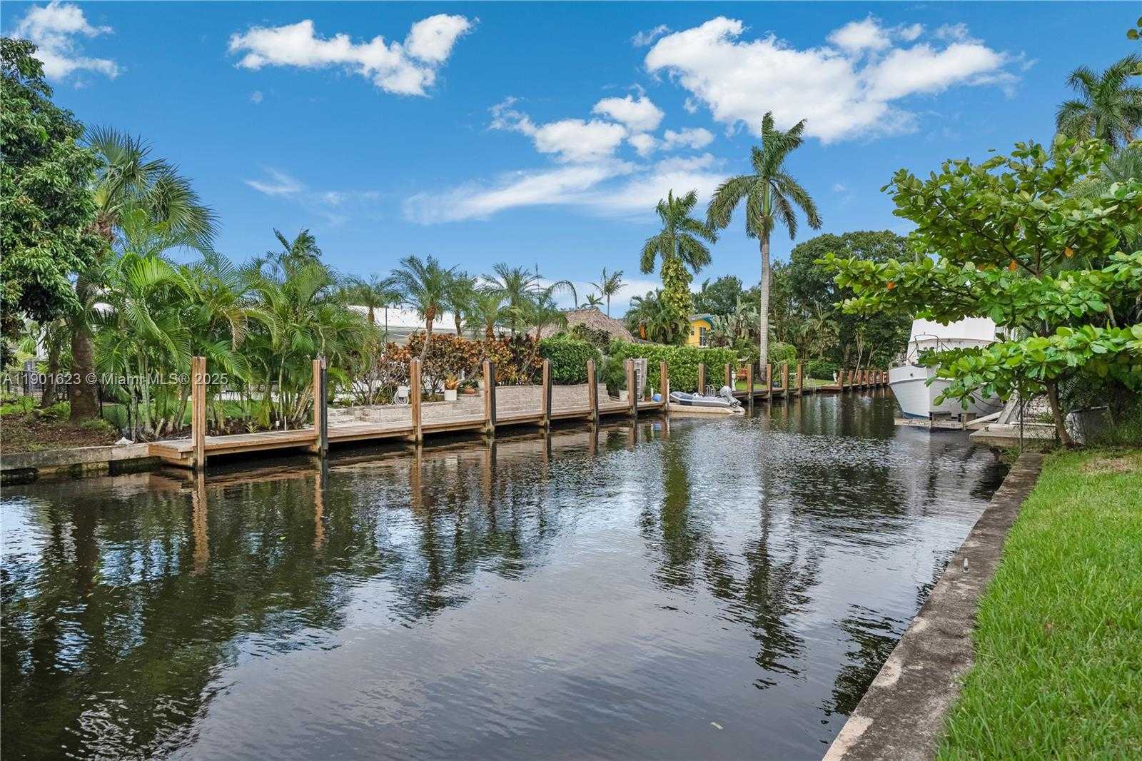 Small Image of 1505 SOUTH WEST 5TH PL, Fort Lauderdale Number 79