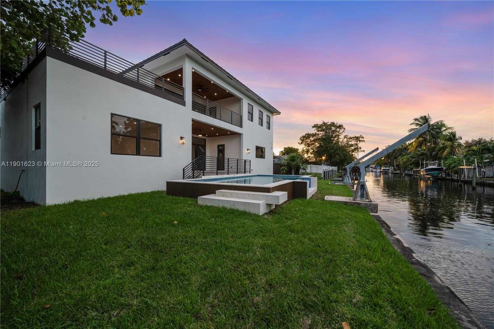 Small Image of 1505 SOUTH WEST 5TH PL, Fort Lauderdale Number 82