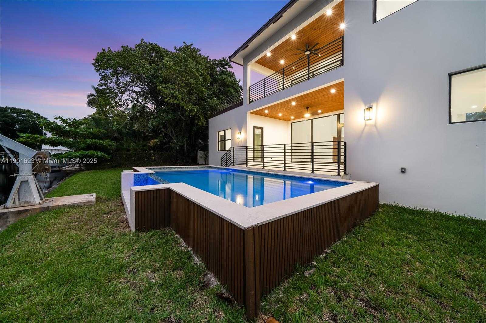 Small Image of 1505 SOUTH WEST 5TH PL, Fort Lauderdale Number 84