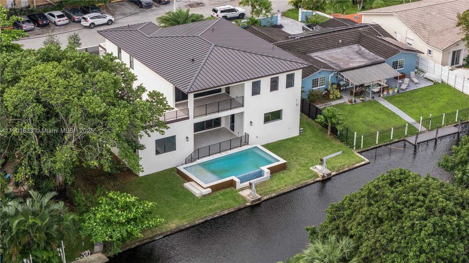 Small Image of 1505 SOUTH WEST 5TH PL, Fort Lauderdale Number 92