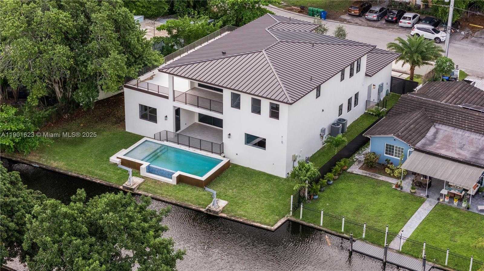 Small Image of 1505 SOUTH WEST 5TH PL, Fort Lauderdale Number 93