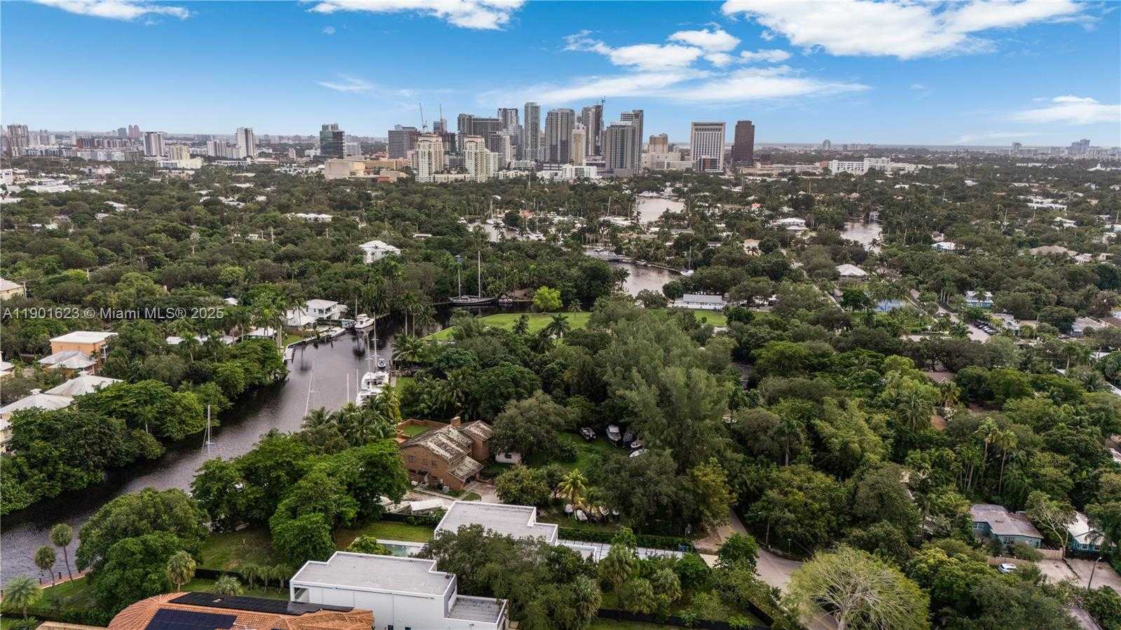 Small Image of 1505 SOUTH WEST 5TH PL, Fort Lauderdale Number 97