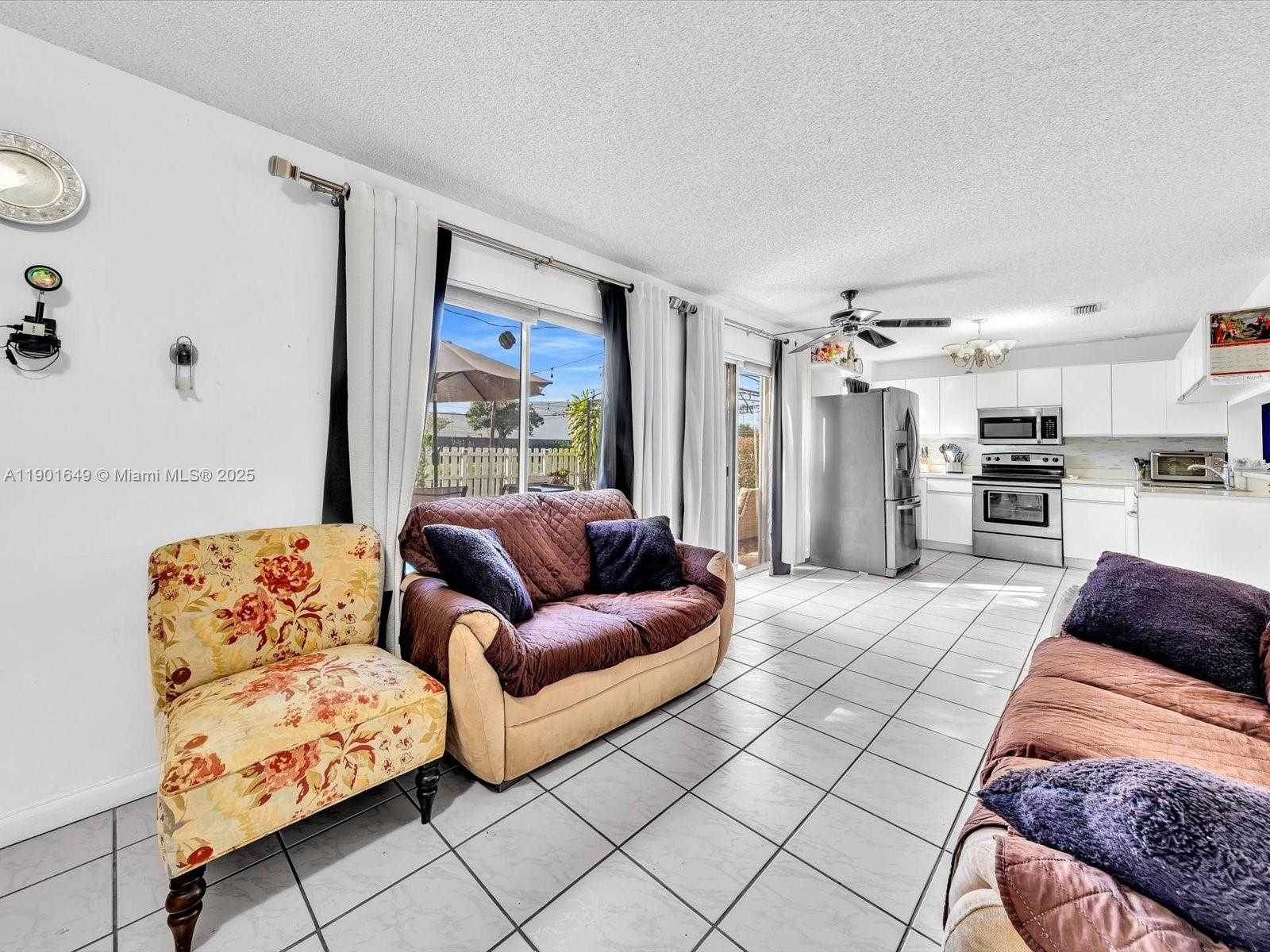 Small Image of 875 NORTH WEST 99TH AVE, Plantation Number 28