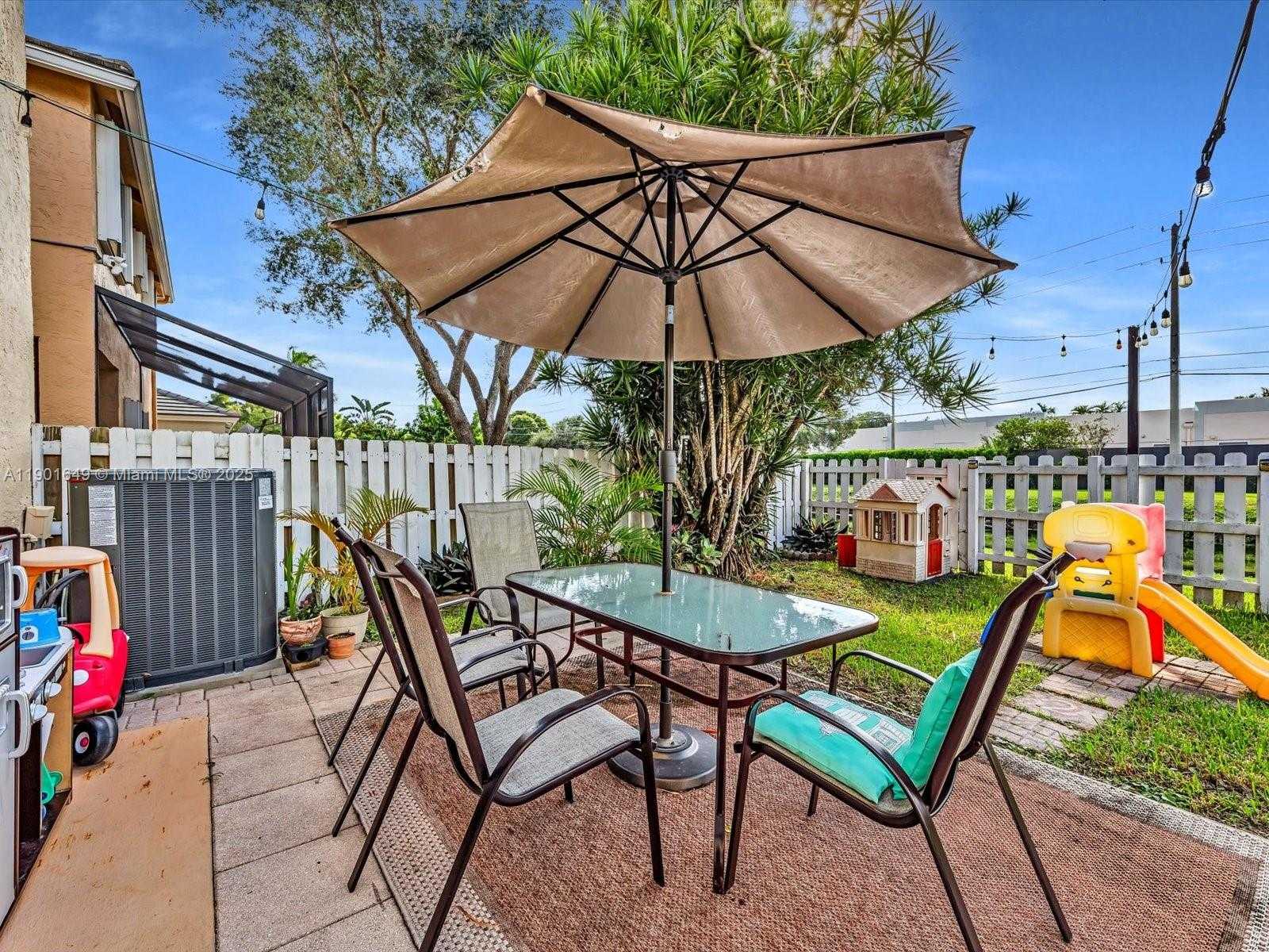 Small Image of 875 NORTH WEST 99TH AVE, Plantation Number 31