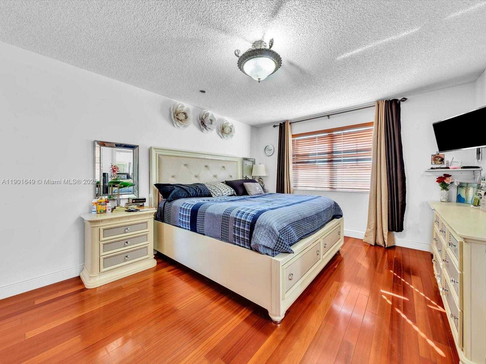 Small Image of 875 NORTH WEST 99TH AVE, Plantation Number 39