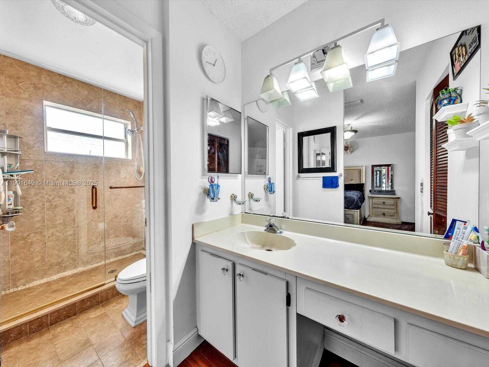 Small Image of 875 NORTH WEST 99TH AVE, Plantation Number 41