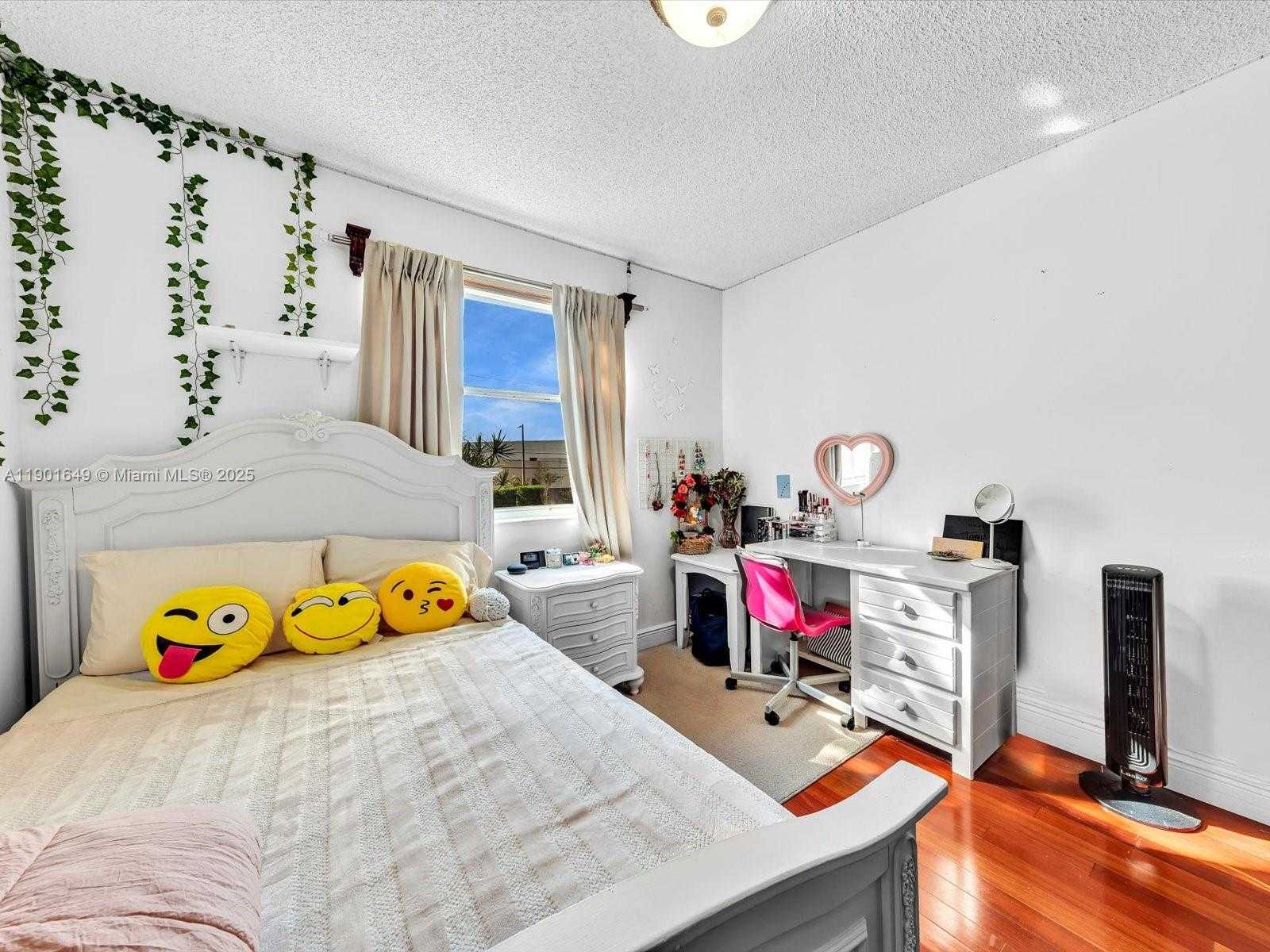 Small Image of 875 NORTH WEST 99TH AVE, Plantation Number 45