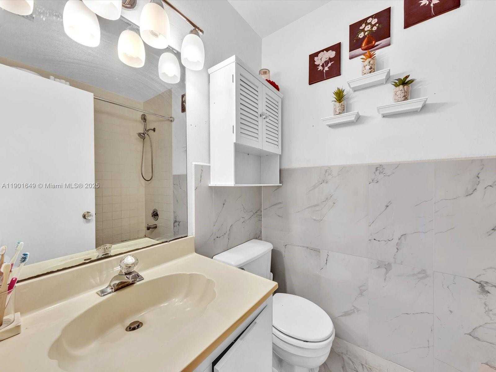 Small Image of 875 NORTH WEST 99TH AVE, Plantation Number 47