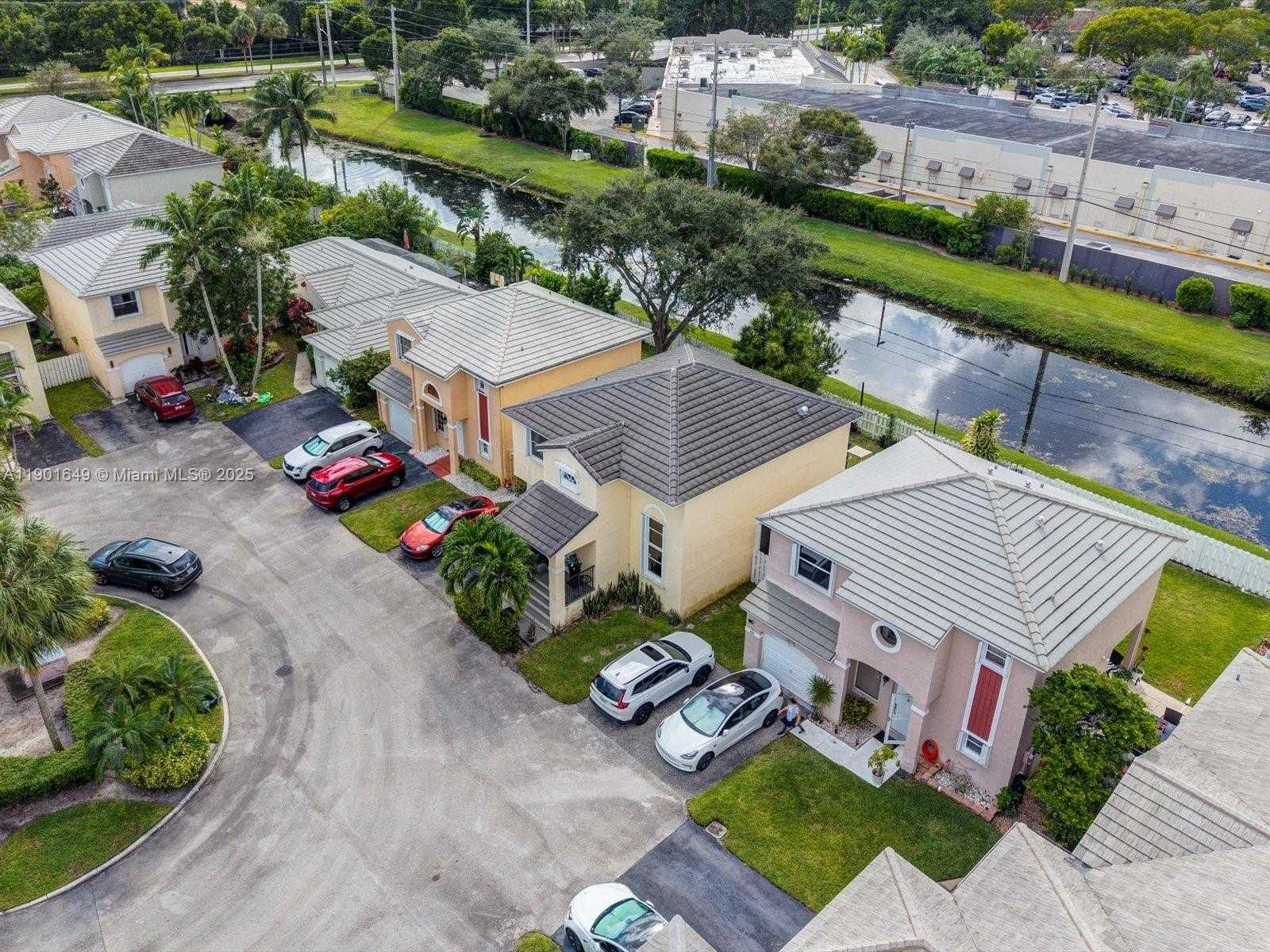 Small Image of 875 NORTH WEST 99TH AVE, Plantation Number 53