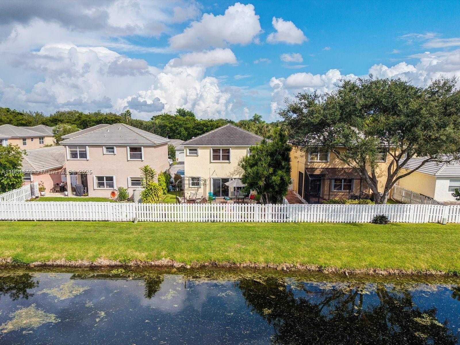 Small Image of 875 NORTH WEST 99TH AVE, Plantation Number 63