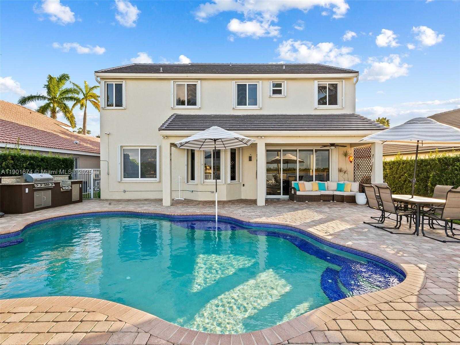 Small Image of 1206 FALLS BLVD, Weston Number 15