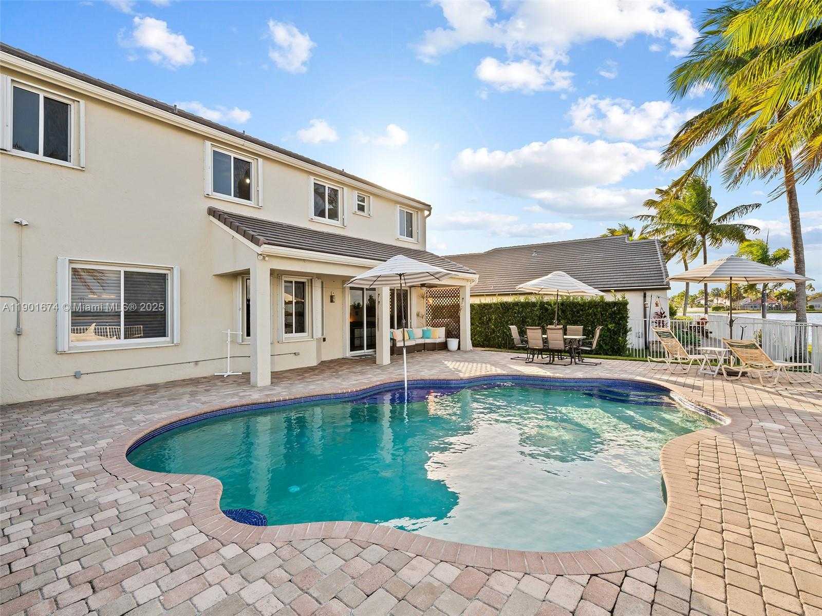 Small Image of 1206 FALLS BLVD, Weston Number 16
