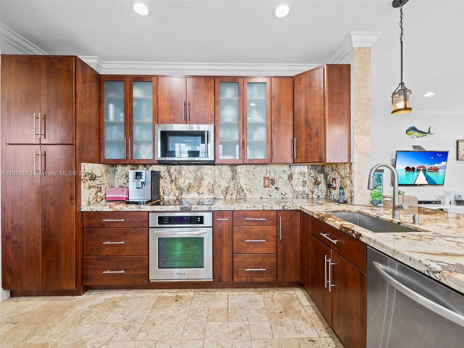 Small Image of 1206 FALLS BLVD, Weston Number 26