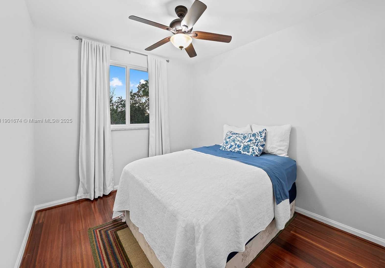 Small Image of 1206 FALLS BLVD, Weston Number 34
