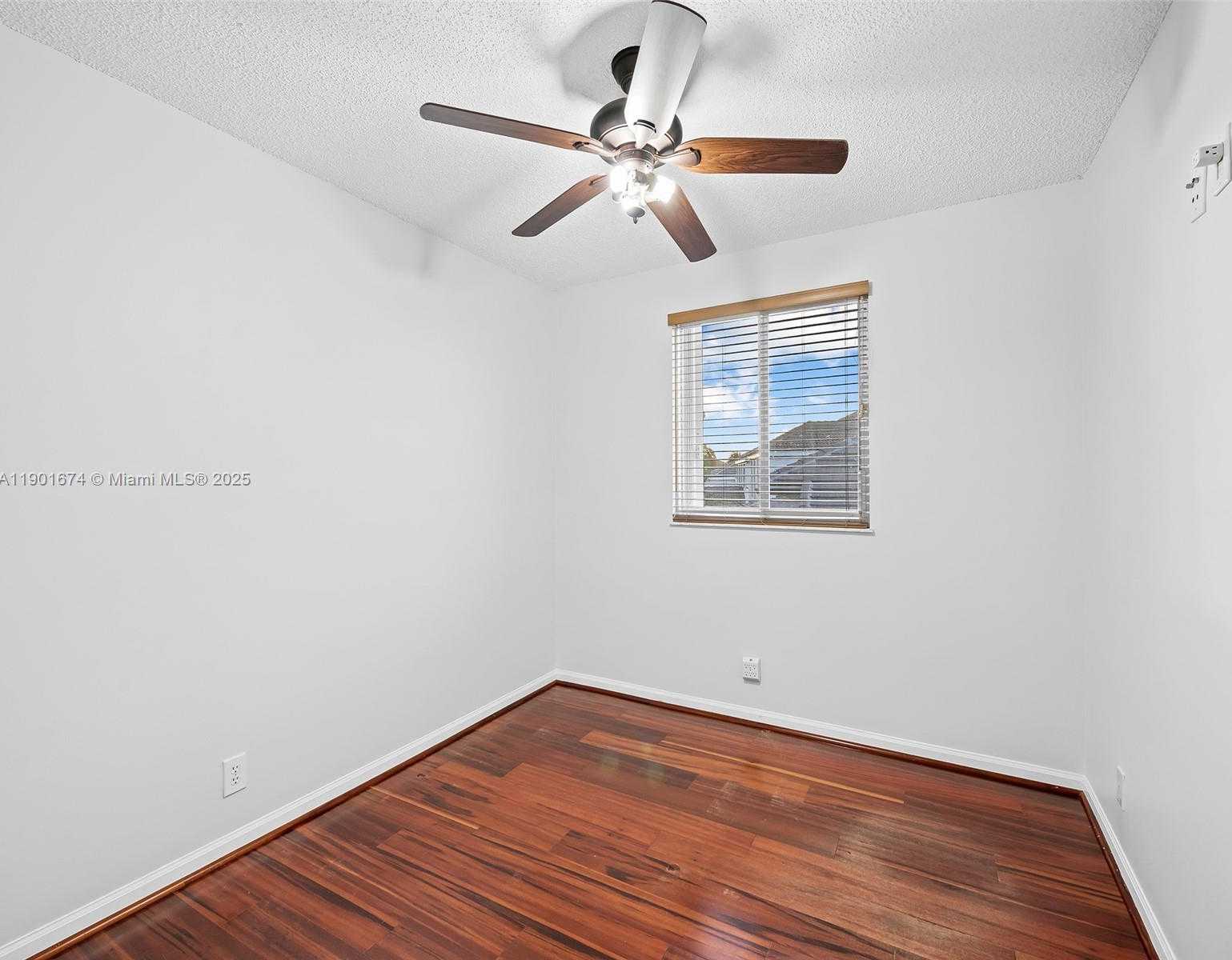 Small Image of 1206 FALLS BLVD, Weston Number 38