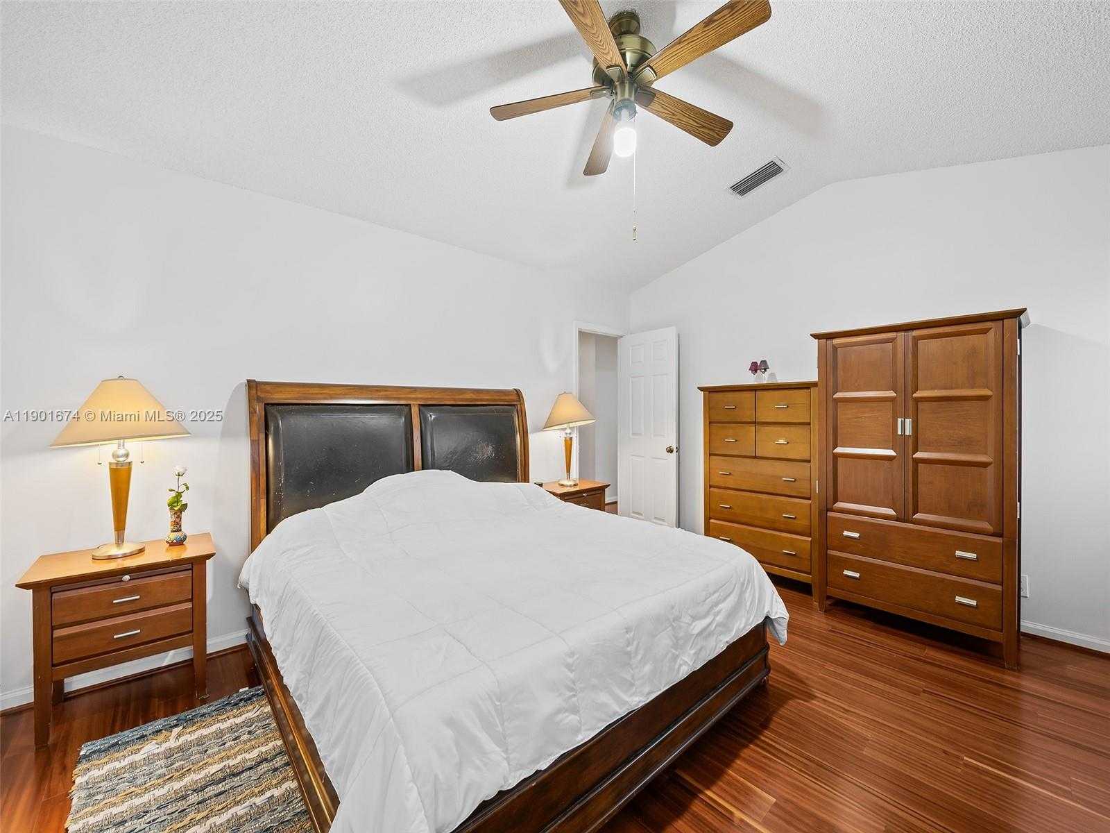 Small Image of 1206 FALLS BLVD, Weston Number 45