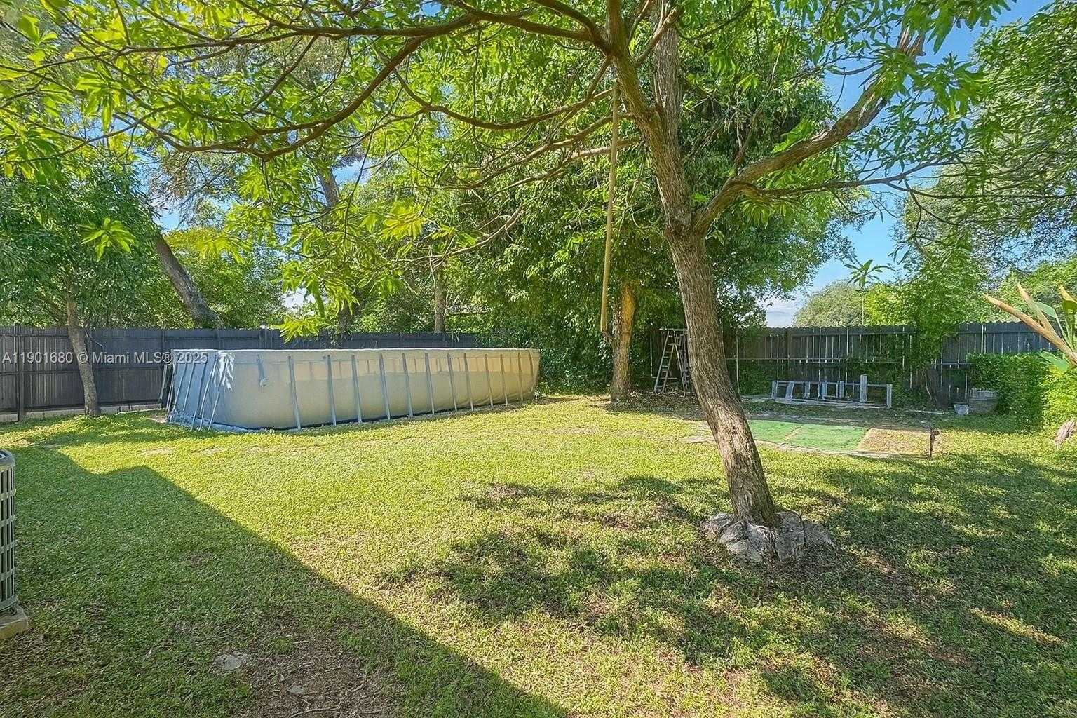 Small Image of 6317 CLEVELAND ST, Hollywood Number 12