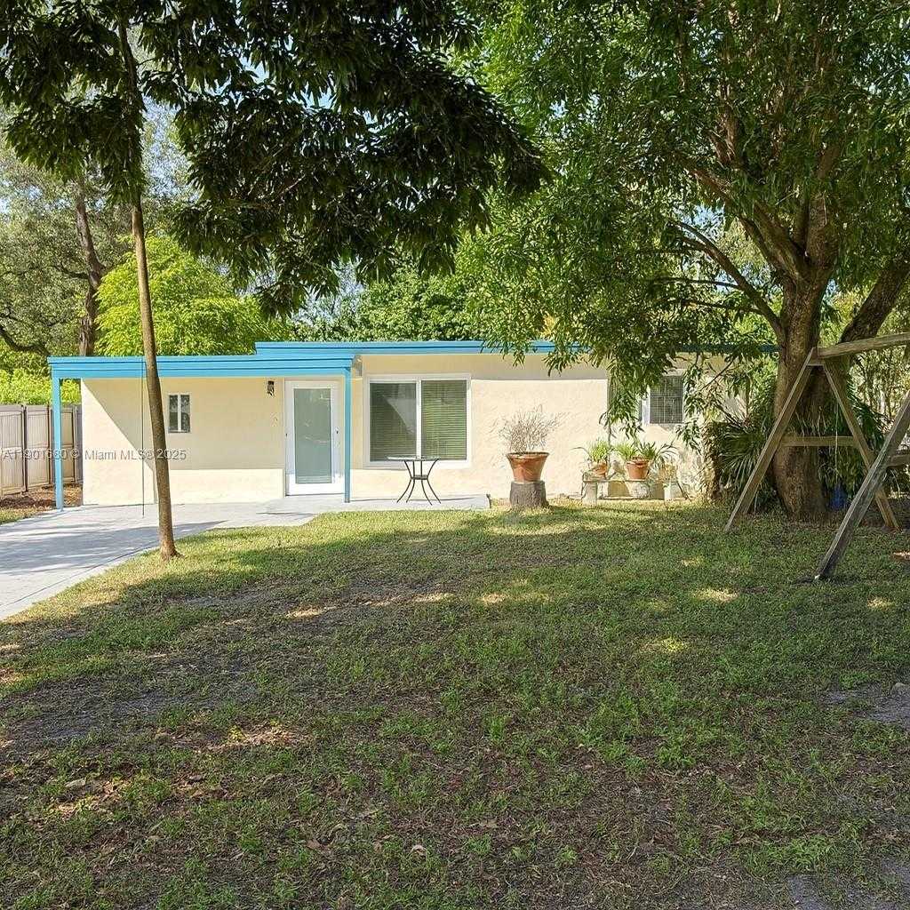 Small Image of 6317 CLEVELAND ST, Hollywood Number 15