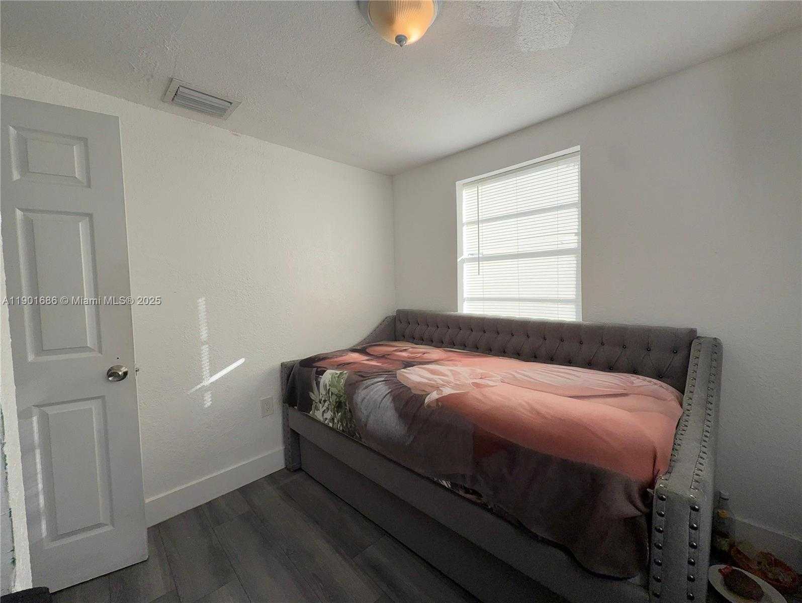 Small Image of 2051 NORTH WEST 152ND TER, Miami Gardens Number 10
