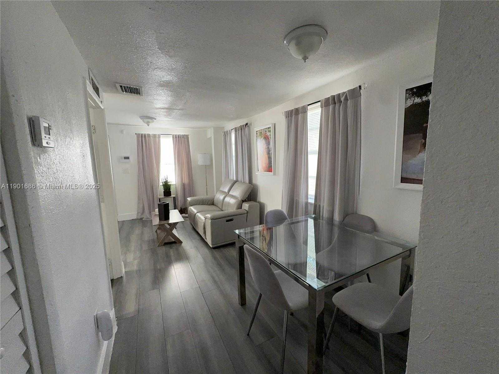 Small Image of 2051 NORTH WEST 152ND TER, Miami Gardens Number 11