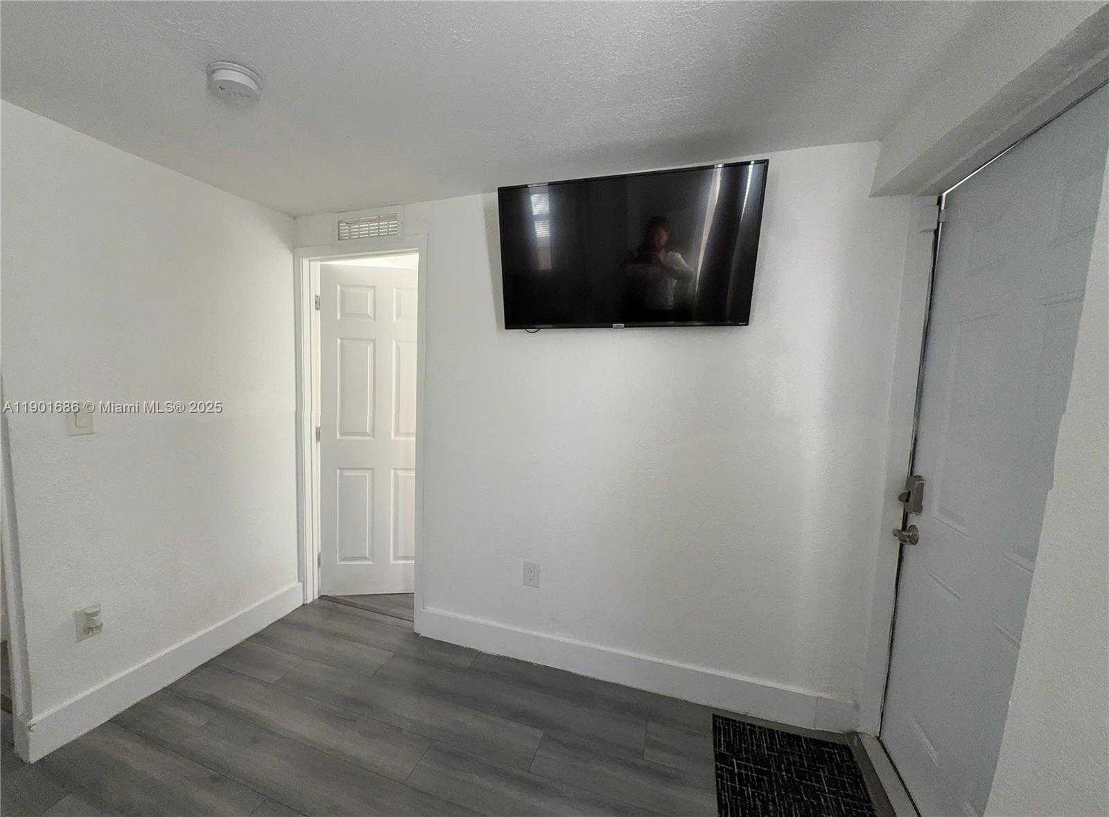 Small Image of 2051 NORTH WEST 152ND TER, Miami Gardens Number 26