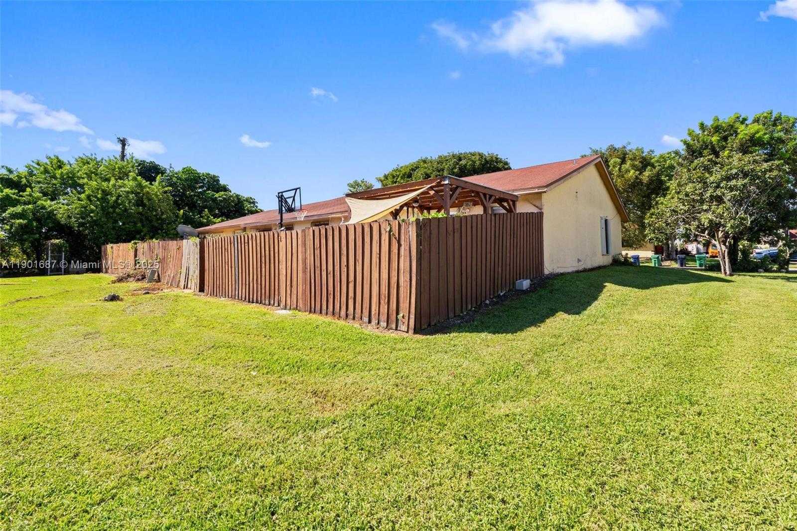 Small Image of 14006 SOUTH WEST 281ST TER, Homestead Number 24