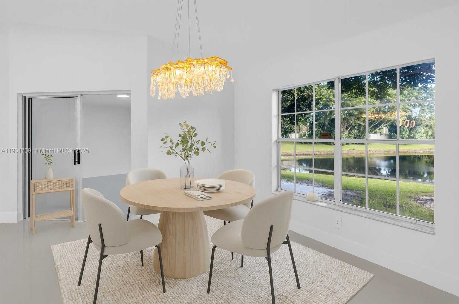 Imagen de Pequeño Objeto