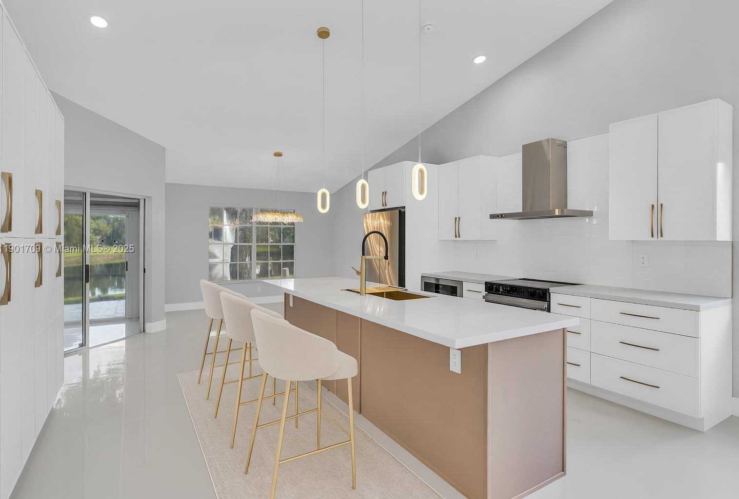 Imagen de Pequeño Objeto