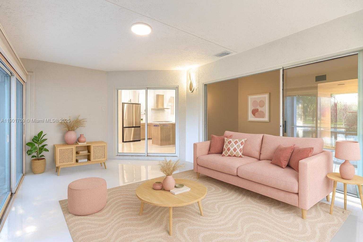 Imagen de Pequeño Objeto