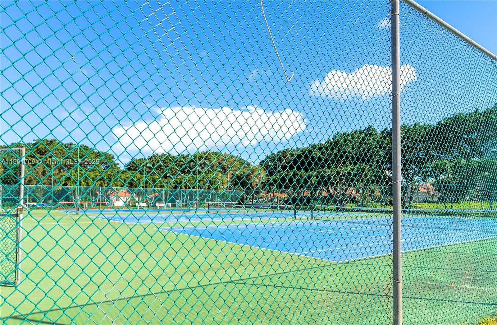 Imagen de Pequeño Objeto