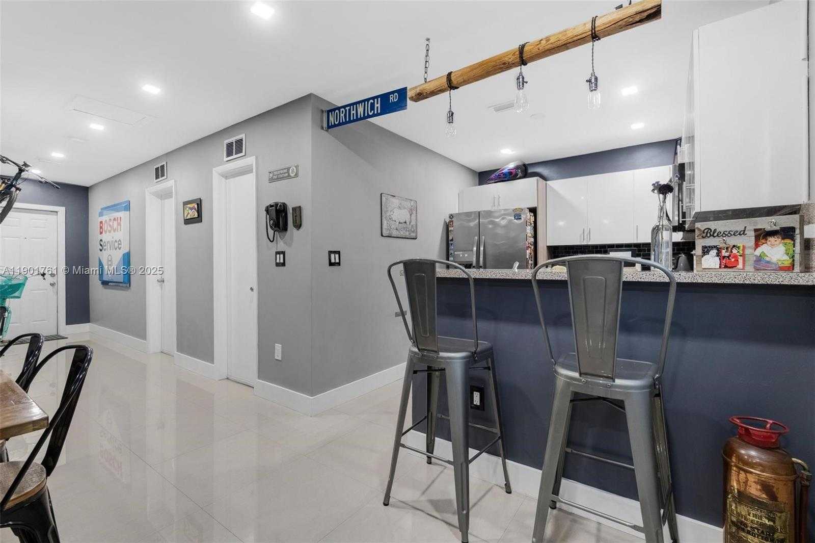 Small Image of 1240 NORTH WEST 38TH ST, Miami Number 5