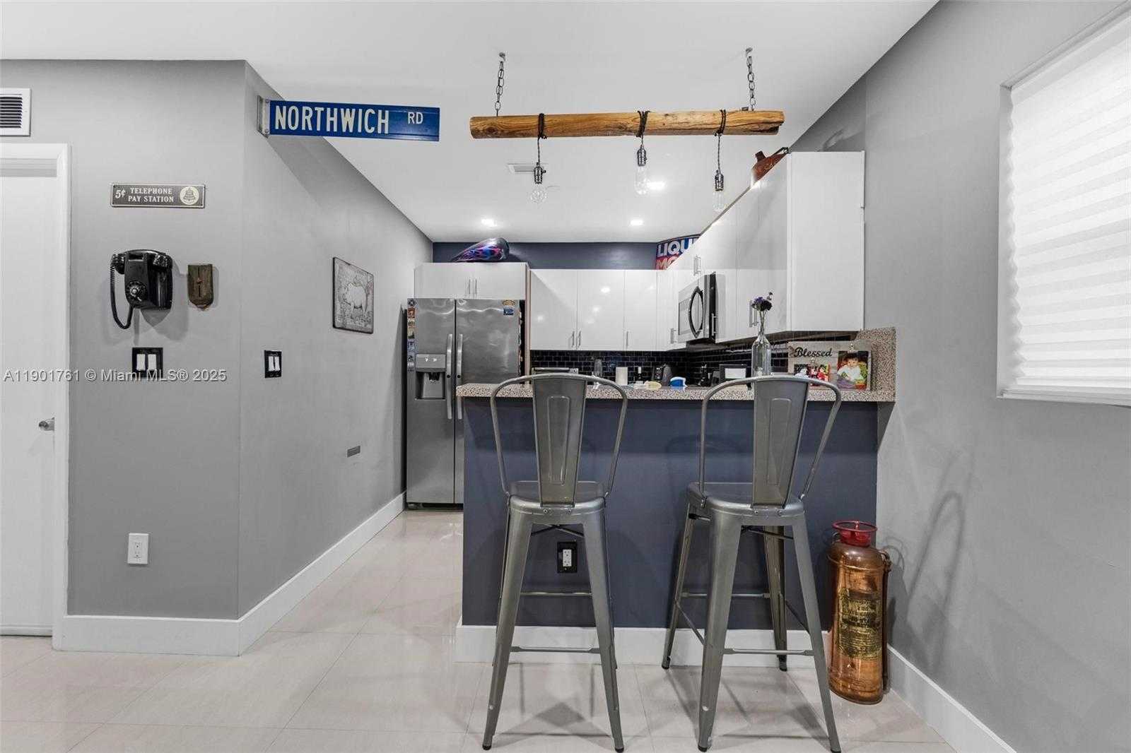 Small Image of 1240 NORTH WEST 38TH ST, Miami Number 6