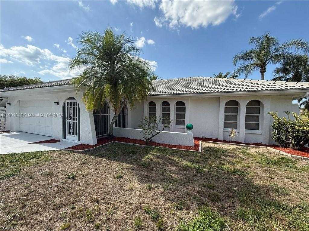 Small Image of 2803 EAST 5TH ST, Other City - In The State Of Florida Number 3