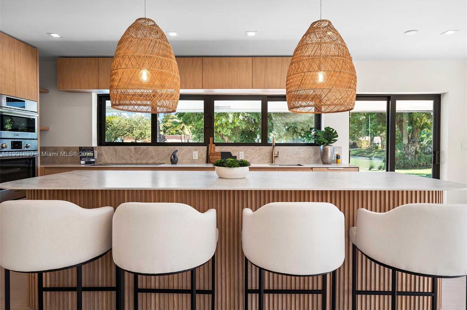 Small Image of 10945 SOUTH WEST 75TH CT, Pinecrest Number 11