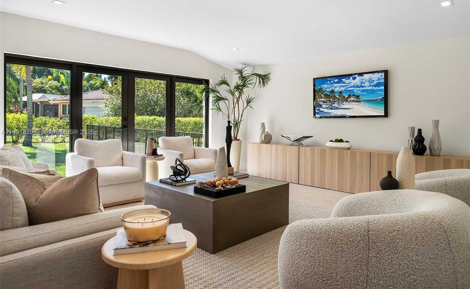 Small Image of 10945 SOUTH WEST 75TH CT, Pinecrest Number 22