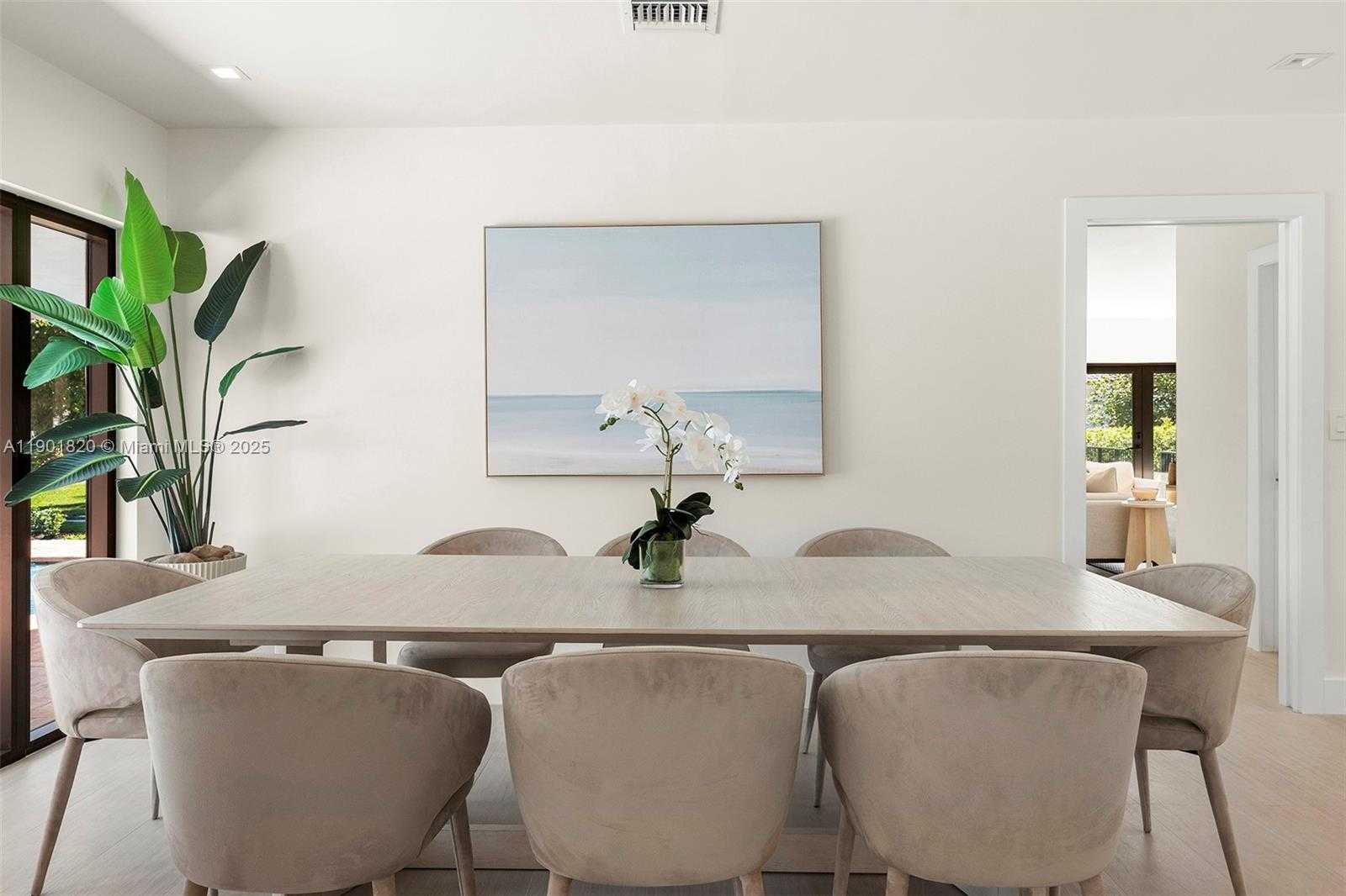 Small Image of 10945 SOUTH WEST 75TH CT, Pinecrest Number 26