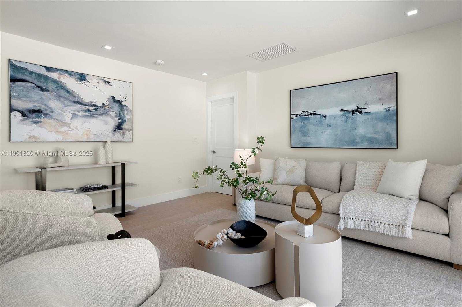 Small Image of 10945 SOUTH WEST 75TH CT, Pinecrest Number 30