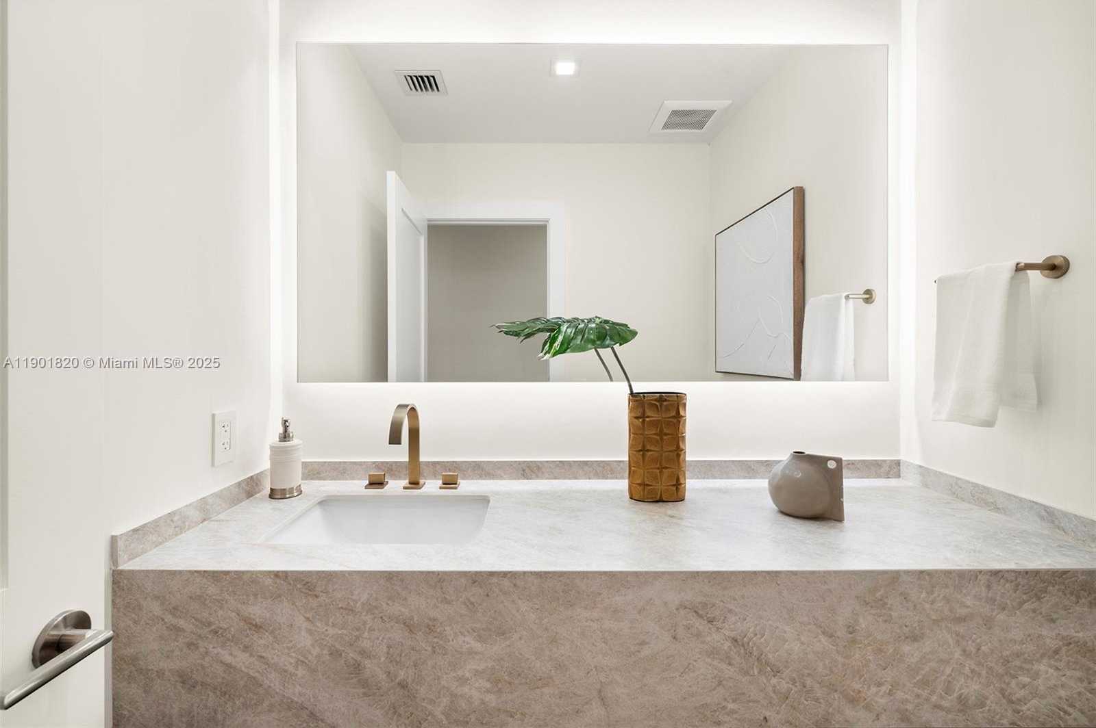 Small Image of 10945 SOUTH WEST 75TH CT, Pinecrest Number 34