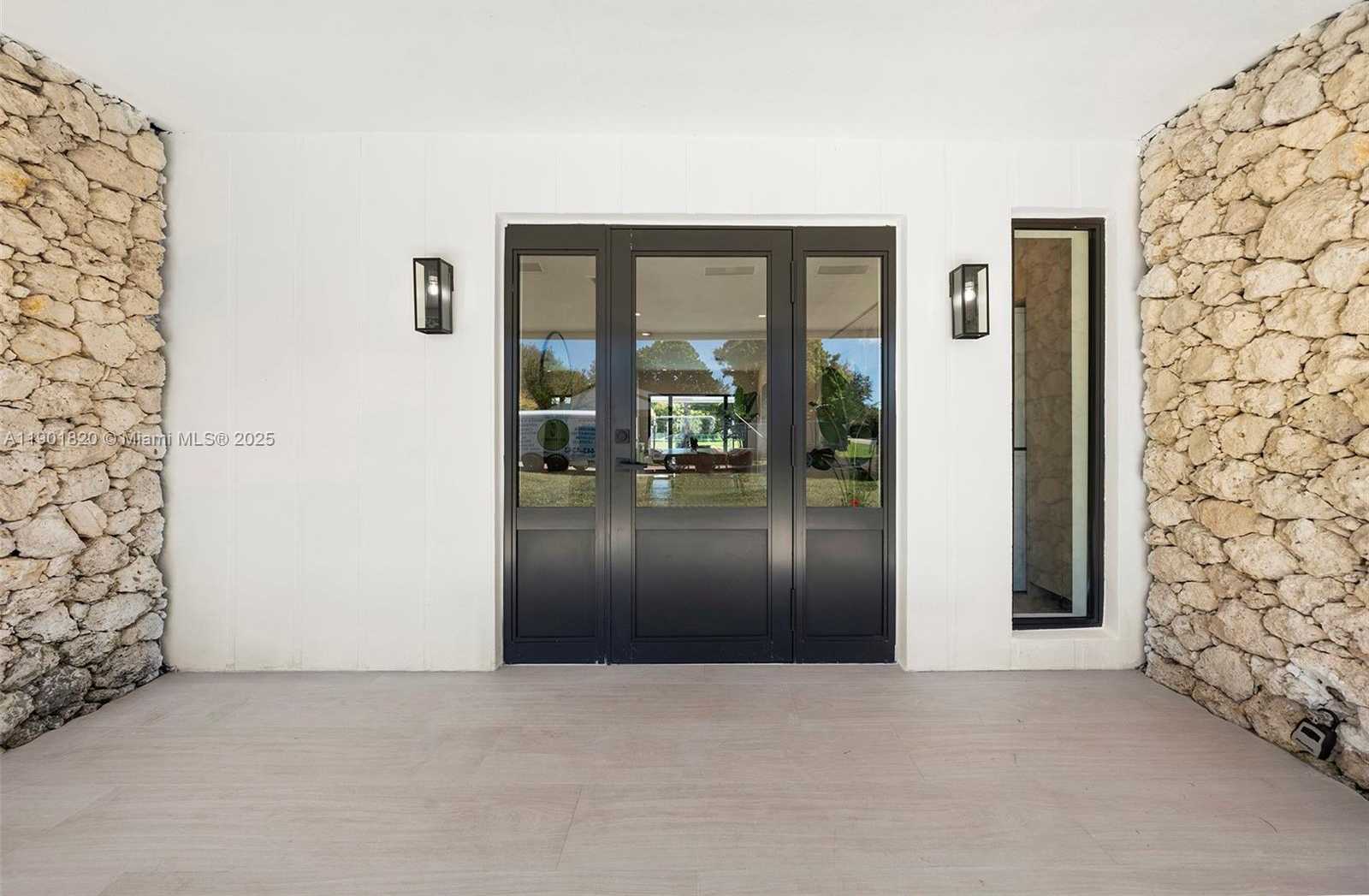 Small Image of 10945 SOUTH WEST 75TH CT, Pinecrest Number 6