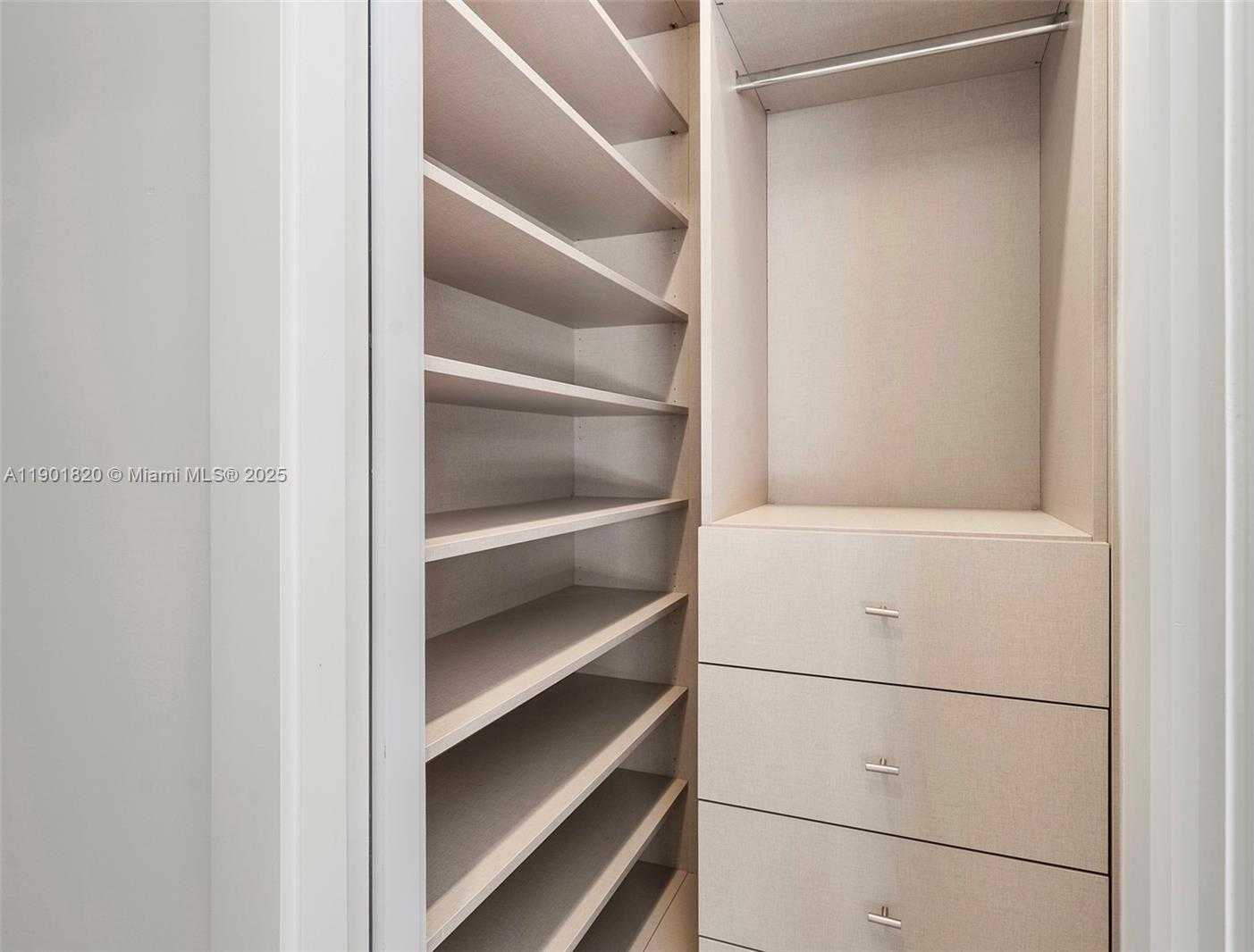 Small Image of 10945 SOUTH WEST 75TH CT, Pinecrest Number 66