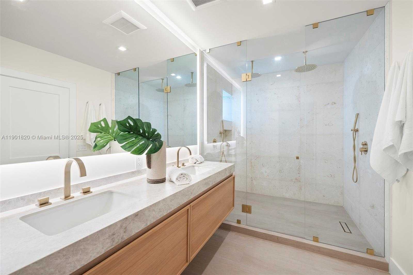 Small Image of 10945 SOUTH WEST 75TH CT, Pinecrest Number 68