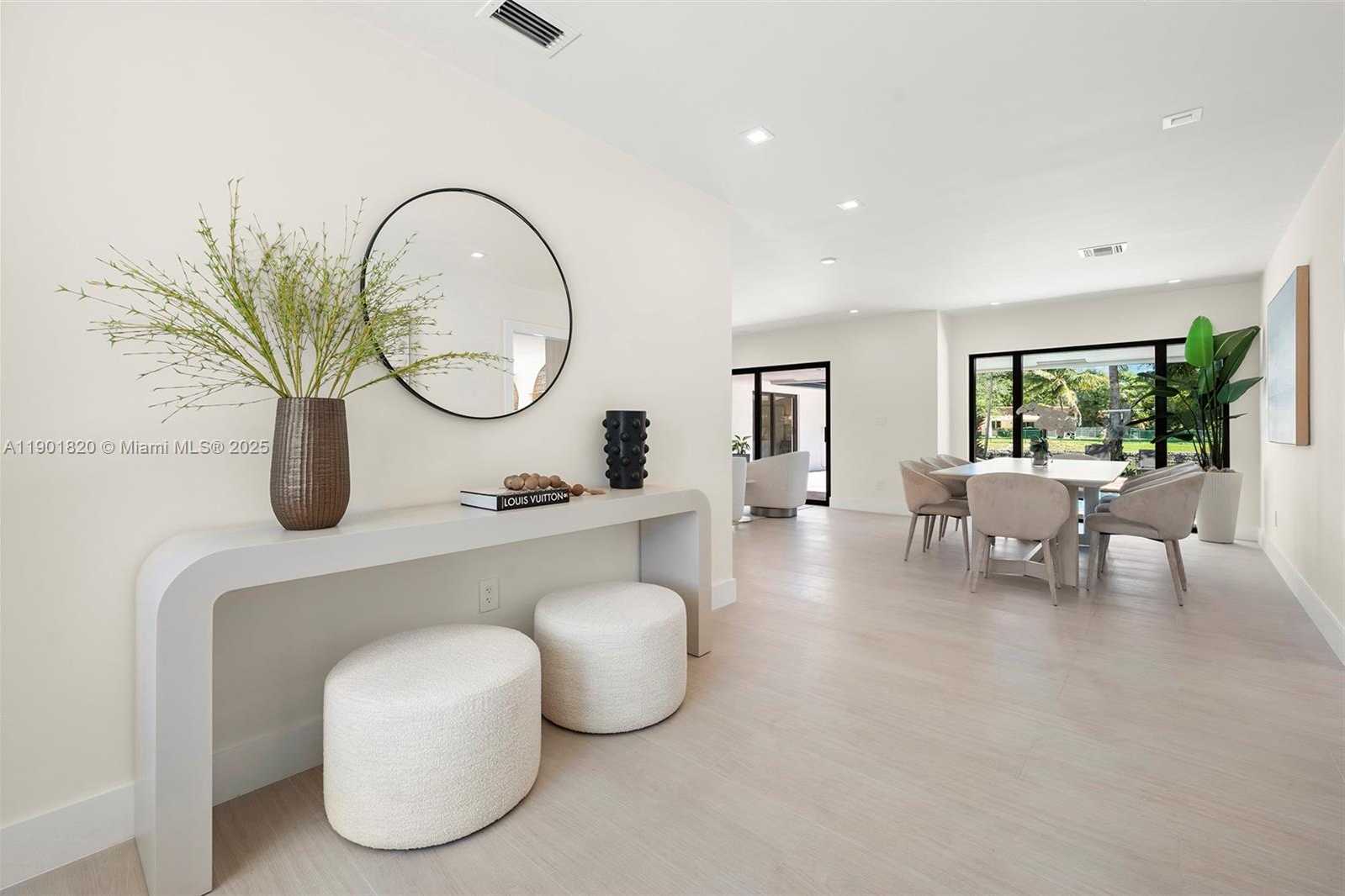 Small Image of 10945 SOUTH WEST 75TH CT, Pinecrest Number 9