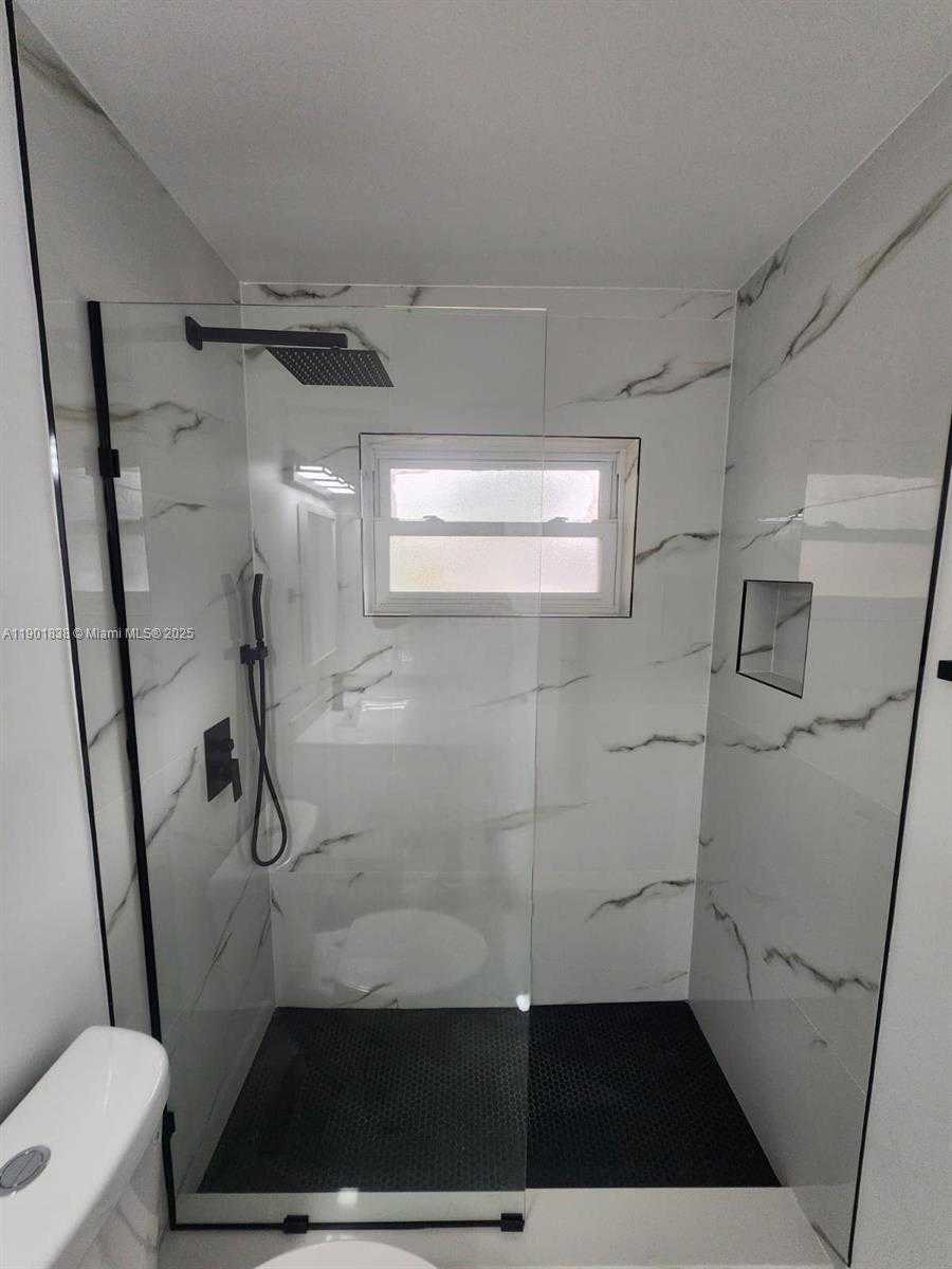 Small Image of 19621 SOUTH WEST 308TH ST, Homestead Number 25